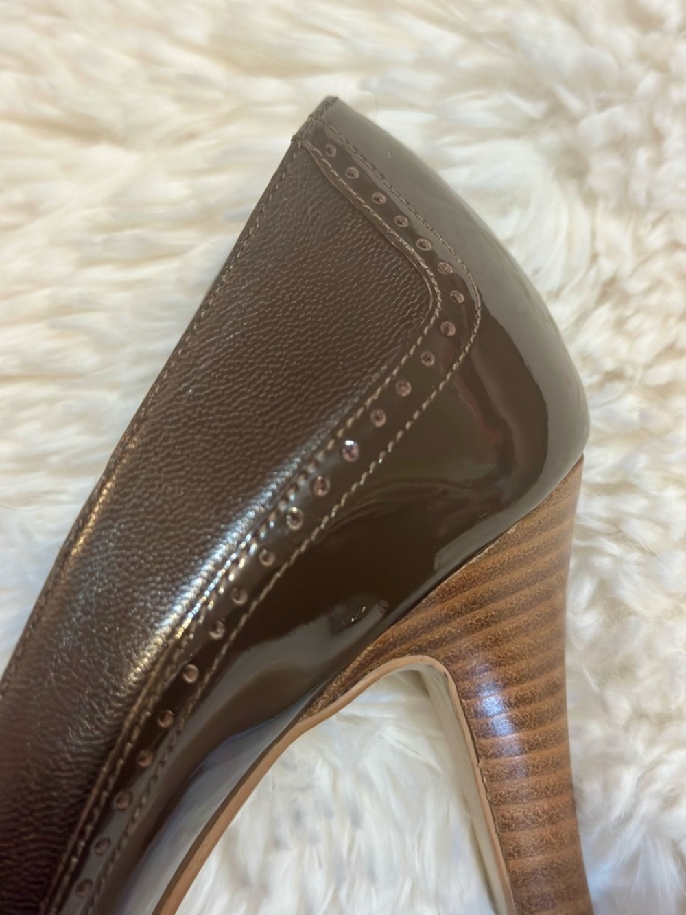Marc Fisher Brown Leather Peep Toe Platform Heels Size 8 Classic Work Pumps - Picture 9 of 16